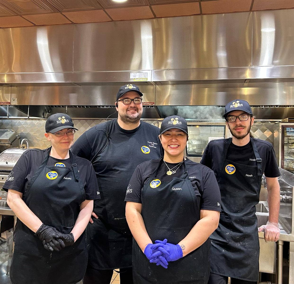 UFCW Local 663 members working at Kowalski's